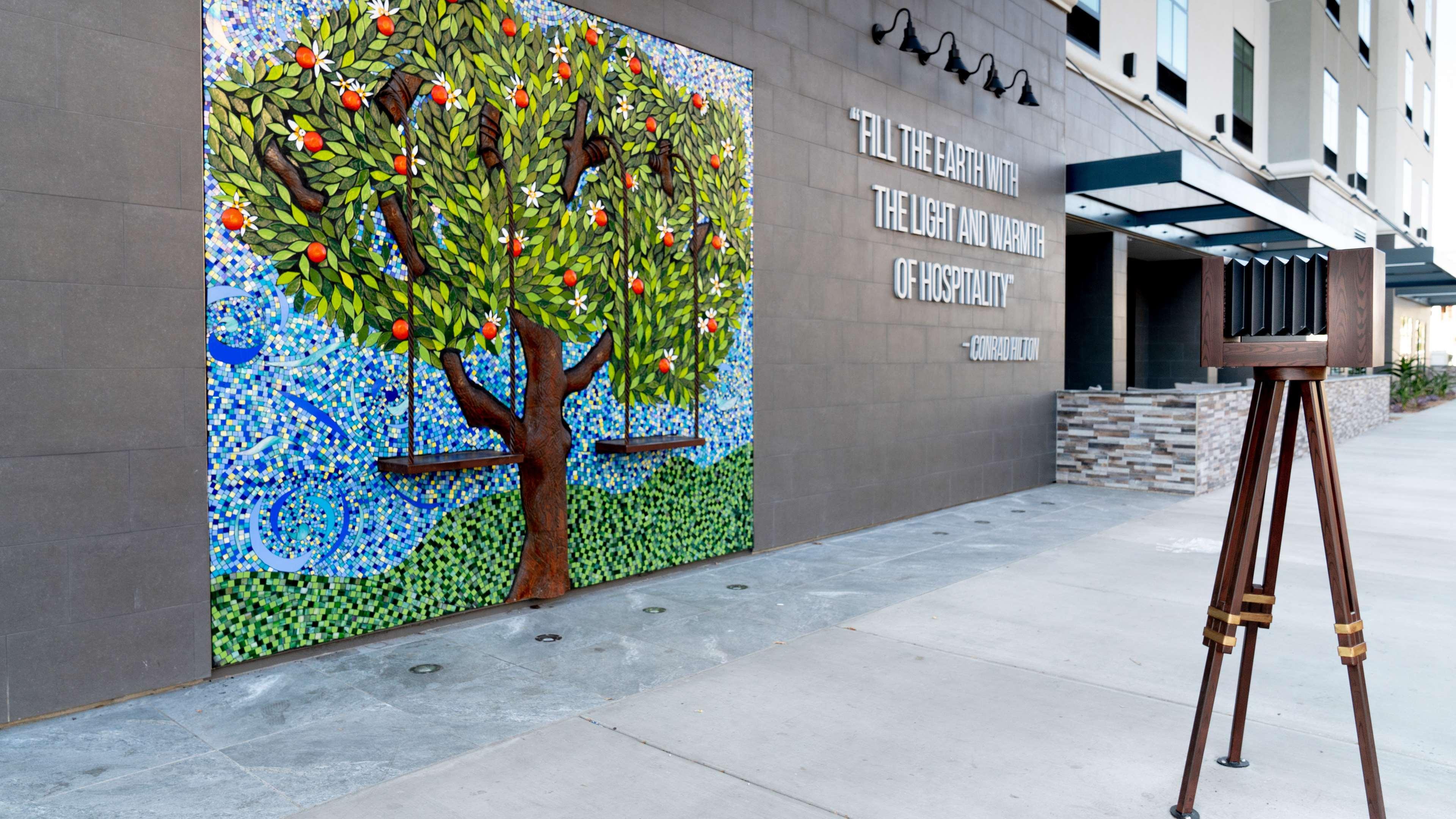 Hampton Inn Riverside Downtown Exterior foto